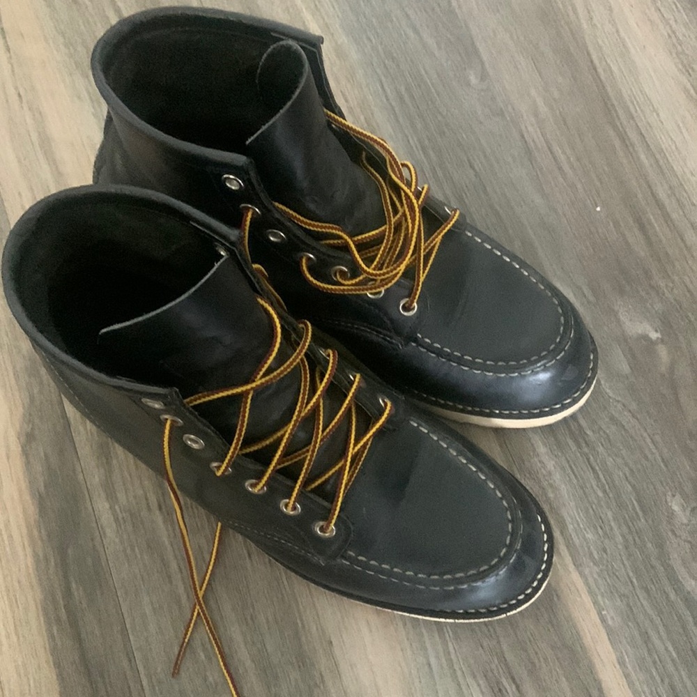 Mens size 7 redwing boots